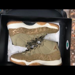 WMNS Air Jordan 11 Retro